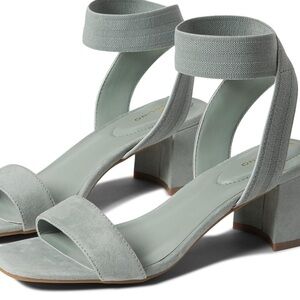 Bandolino Ankle Strap Sandals Womens Size 6.5 Light Gray Open Toe Block Heel